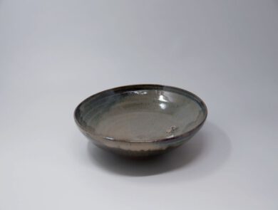 Tina Bach Schale mit Samenkapsel