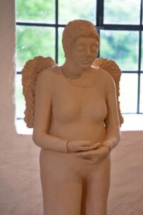 Christina Koenig: großer Buddhaengel Uwe